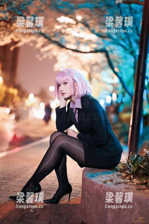 哇哦，Cien恩恩婚纱高清写真集，心里一点小悸动，这种感觉好难说。