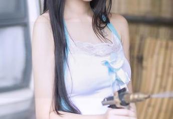 GIRLT果团网 – 当陈雅漫穿上职业装，原图瞬间化身职场女王！作品中的风格让我想当她的实习生！