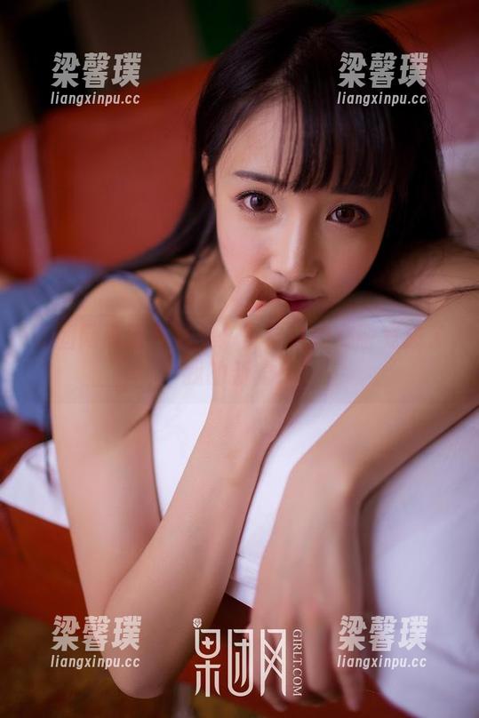 果团网高清作品集：黑与白的交融竟成了我的新宠！