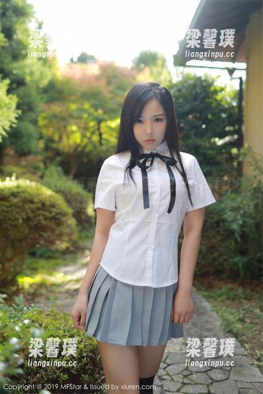 MFStar模范学院 - 写真日记：程程CC黑丝，让你心动的瞬间