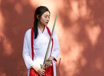 MiiTao蜜桃社 – 看小魔女lily的万圣节作品分享，谁说女巫不可以可爱！