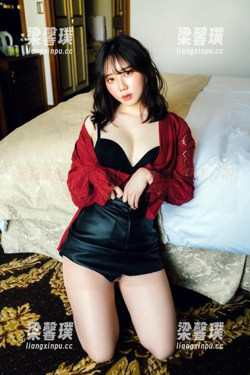 更新来临！MyuA(뮤아)妹妹的原图：不是我在拍，是光在召唤！