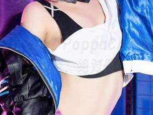 短裙也能这么撩？PoppaChan的美图免费看看，绝对值！
