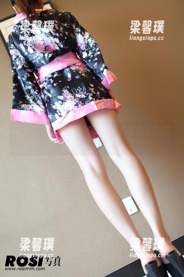 ROSI 牛仔裤也有情绪?ROSI写真图集正在撩拨你的柔软心!