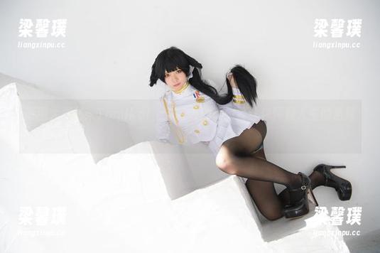 原图大揭秘：Tomiko(とみこ)的美脚要让你怀疑人生的选择！