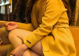 TouTiao头条女神 – JennyR的少女写真：高清到底能有多清晰？我问过墙上的裂缝！