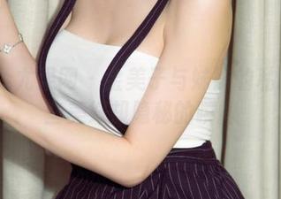 UGirls尤果网 – 金美子与妹妹的私拍：那些美好却隐秘的瞬间