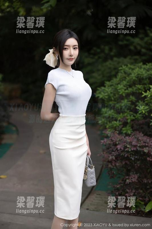 XIAOYU语画界 - 双人写真和波巧酱：资源的魅力，怎么也抵挡不住。