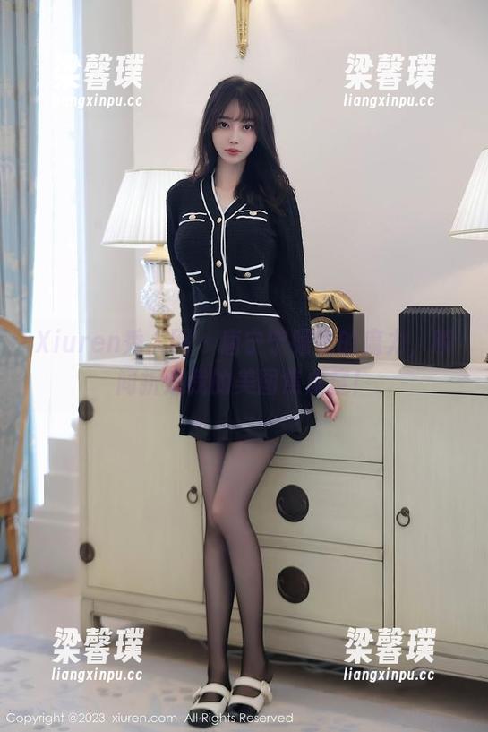 Xiuren秀人网 - 唐宁宁眼镜的魔力，瞬间折磨我的美图焦虑症！