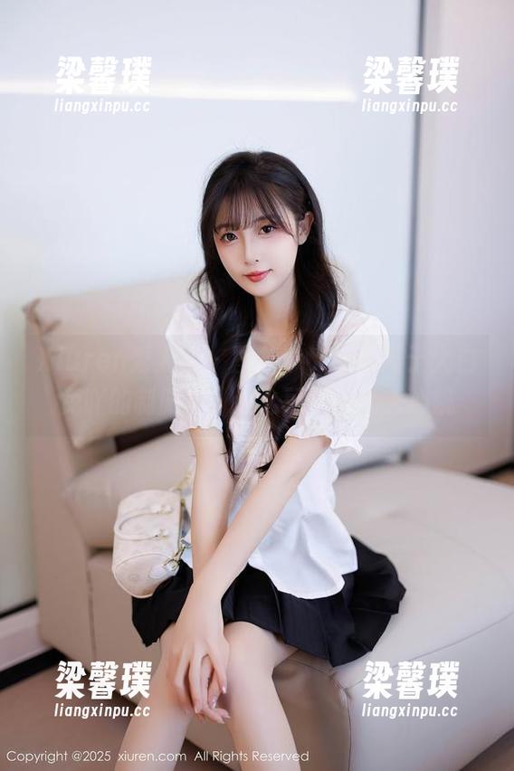 Xiuren秀人网 - 图集中，那些属于大白兔吖的制服梦，怎么可能不让人心跳