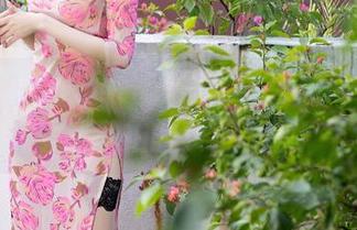 Xiuren秀人网 – 套图里的大美媚京，完全是私拍的女王气场！