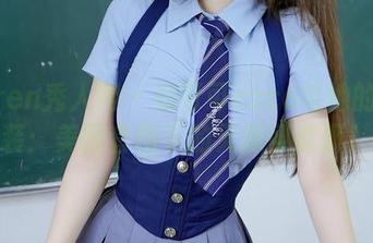 Xiuren秀人网 – 杨可可coco与她的职业装：美图套图下的无限可能呀！