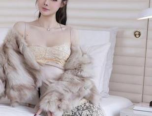 Xiuren秀人网 – 让人心动的爱酱里浴室合集更新了！每一张照片都有种温柔的诱惑…
