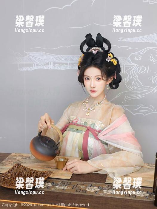 Xiuren秀人网 - 网盘里存了绮里嘉Carina的棉袜写真，感觉比我爸买的股还靠谱！
