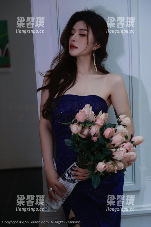 Xiuren秀人网 - 下载绮里嘉Carina的图库，直击女王气场，不买一送一哦！