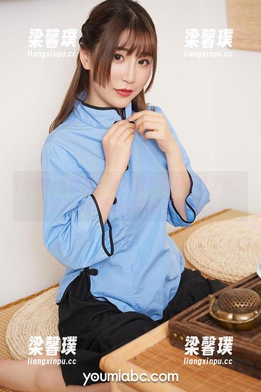 YouMi尤蜜荟 - 连衣裙的魅力不止于此，费若拉的图包让我目不暇接！