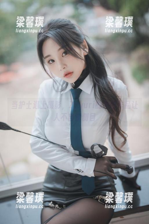 当护士遇上摄影，Zzyuri的原图作品让人不自觉侧目