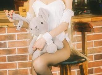 aqua水淼的白丝写真集，心里那根弦不知为何开始抖动，真是神奇