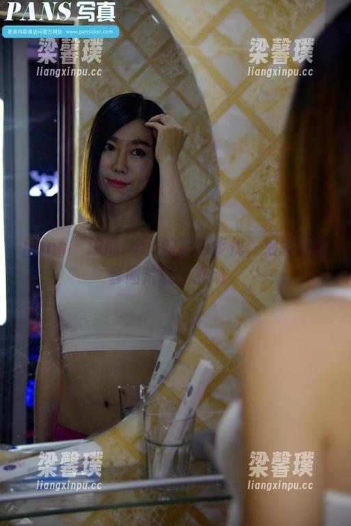pans - 追随roro的粉色步伐，细腻的全套图片让人心动。