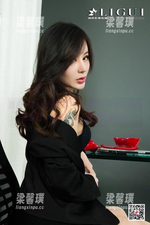 丽柜-Amily 丽柜 - Amily户外——我心目中的完美壁纸原图,哪位好心人来帮我推荐?