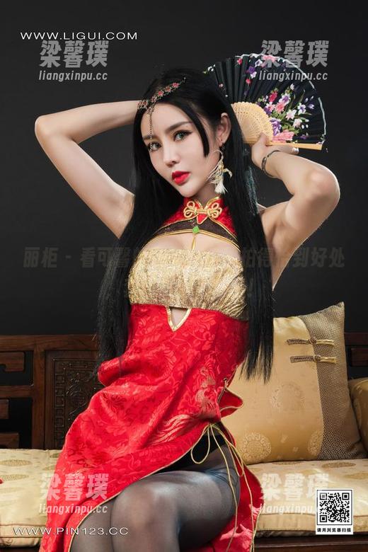 丽柜 - 看可馨的和服，美图拍得恰到好处，套图真不怕被抄！