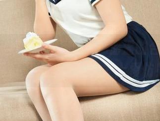 丽柜 – 当美照遇上瑜伽：潘潘的合集，让我忍不住想要在沙发上模仿！