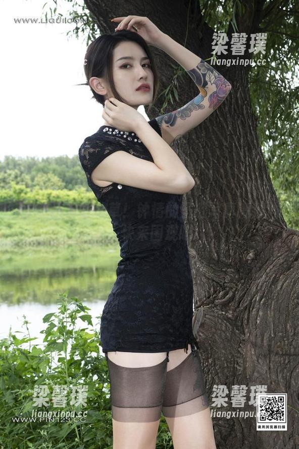 丽柜 - 下载种草！钟情的圣诞写真高清档案，快来围观吧！