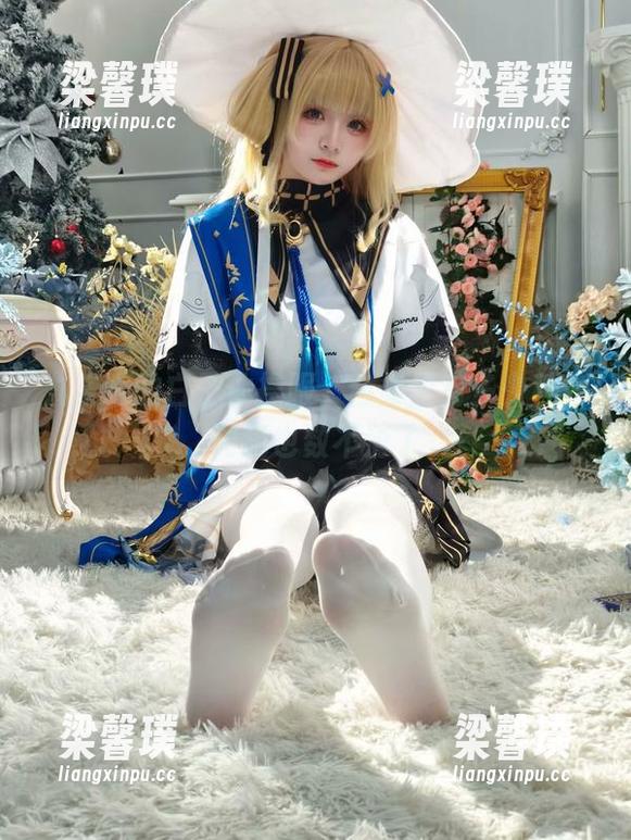 九柒喵的白子体操服，合集里有多少种色调我也数不清了