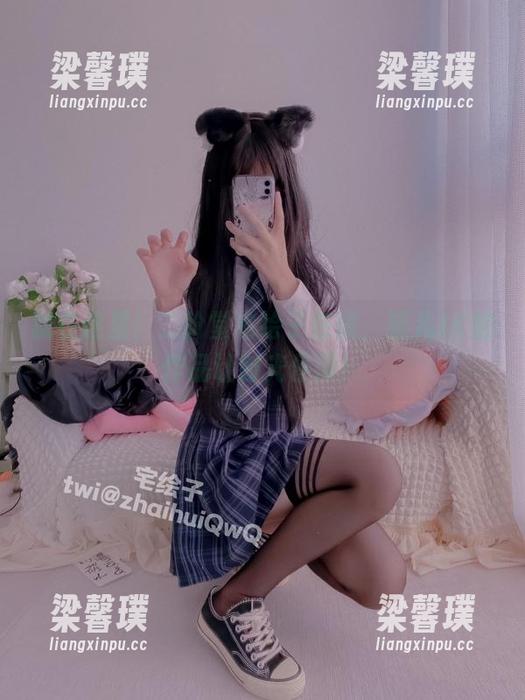 就在这里！二阶堂宅绘子在线，猫儿JK的作品让时光停滞！