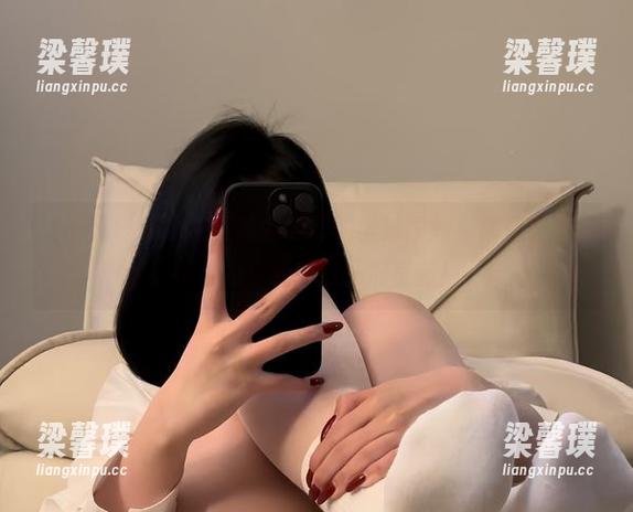 微密圈 - 保守的二舅妈见证的学妹瞬间，精选原图，绝对是你开心的一剂良药！