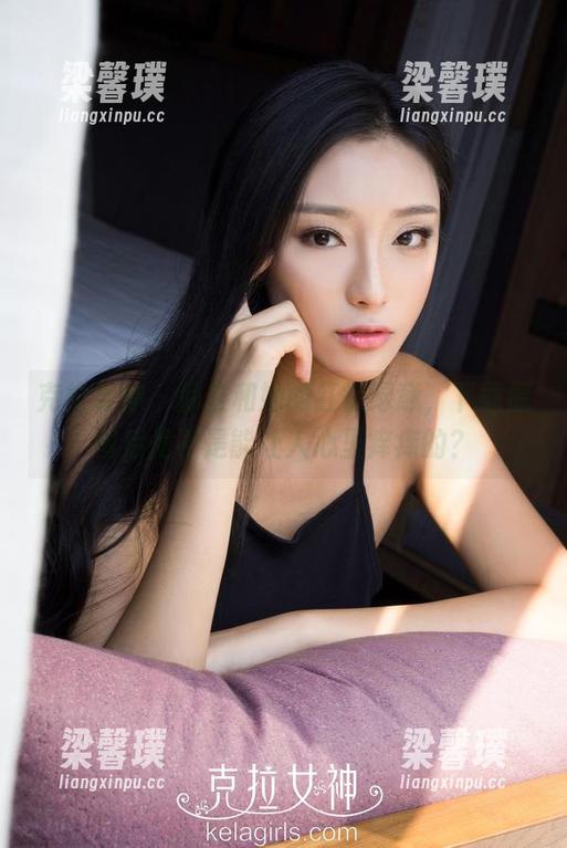 克拉女神 - 静宜和她的红情绿意，下载原图后是不是能让人心里痒痒的？