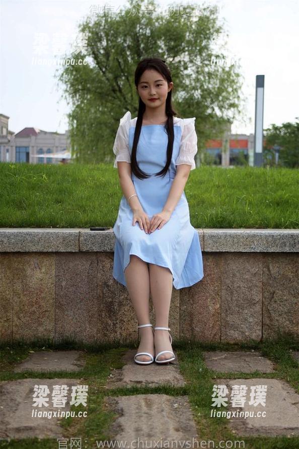 初夏女神 - 环环泳池：最新资源大曝光，一起感受清凉的诱惑！