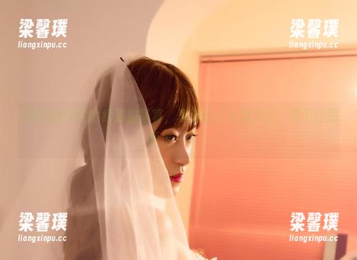 北哥完全OK 北哥完全OK的红猫猫写真,真是让人心里发痒,忍不住想要撸一下!