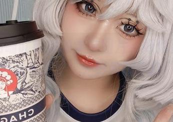 喵喵的喵吖带来的学妹图片，好似猫咪在阳光下打滚，光影间的梦幻！