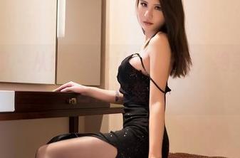 嗲囡囡 – 从奶茶Emily到长腿，绝美壁纸合集来袭！