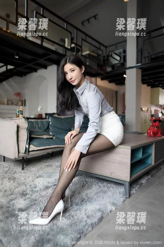 嗲囡囡 - 套图分享时间：芷儿Momoko的职业装，光看就觉得凭什么这么吸引！