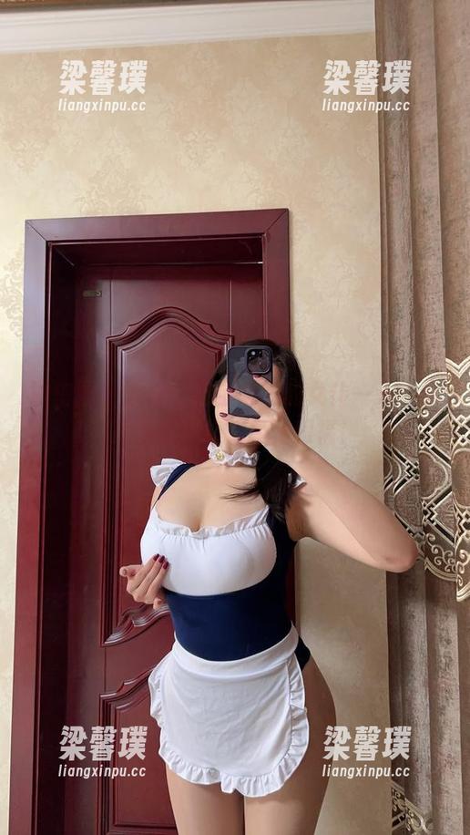 微密圈 - 喔哟，奶宝妹纸的女仆一天：这高清写真集，真是眼福！