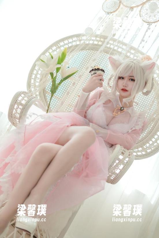 当小仓千代w穿上天狼星旗袍：这组写真让我怀疑人生！