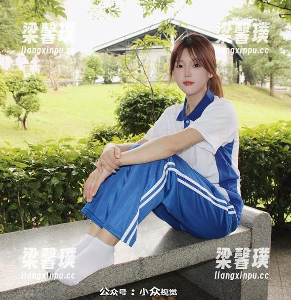 小众视觉 - 敏儿的掌中宝教室：自然流露的合集照片，简直就是我的心头好。
