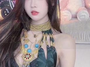 错过就太可惜了！小小奶瓶儿的生日限定仙女兔在图库等你下载！