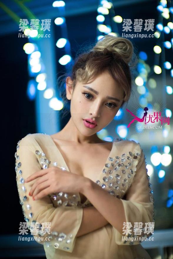 尤果网 - 小喜的丝袜作品，下载就能感受那种微妙的挑逗！