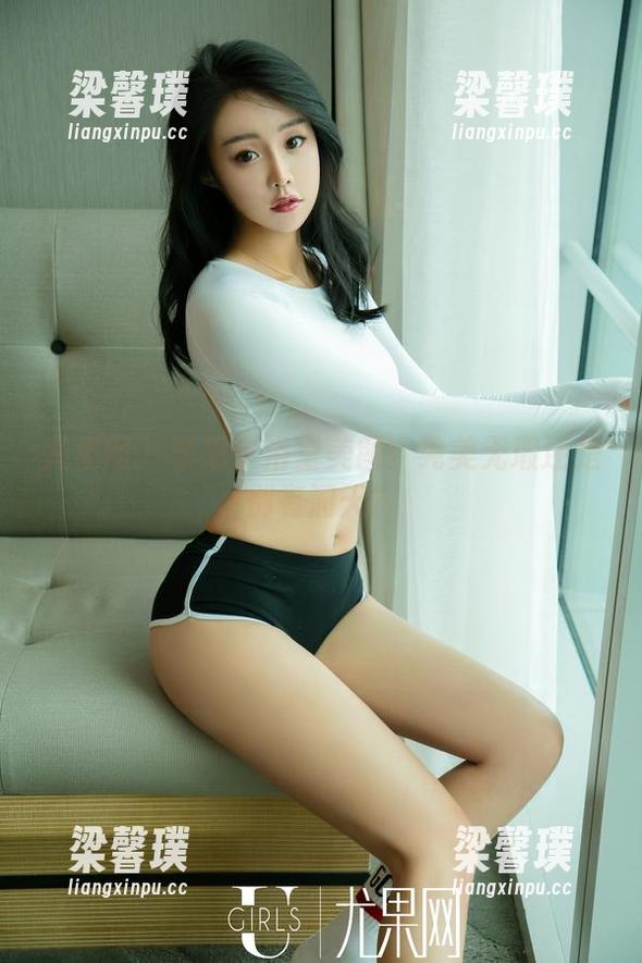 尤果网 - 李思宁浴室美图：纯美无瑕还是别有洞天？