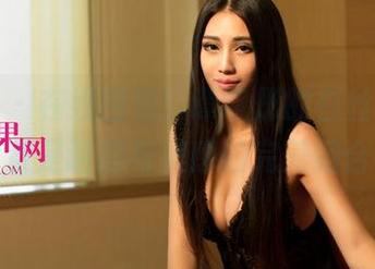 尤果网 – 在线围观！谭晓彤的白丝图片，简直是谐趣与美感的完美结合！