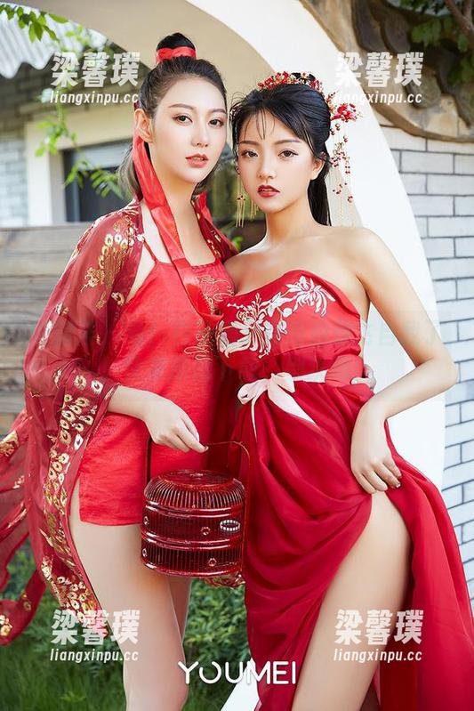 尤蜜荟-白子嫣 尤蜜荟 - 看!白子嫣又在海边放飞自我了!快来原图下载,别犹豫!
