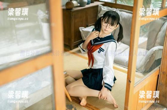 图包分享：幼水铃衣的小蛋糕JK，甜蜜得有点儿让人心动