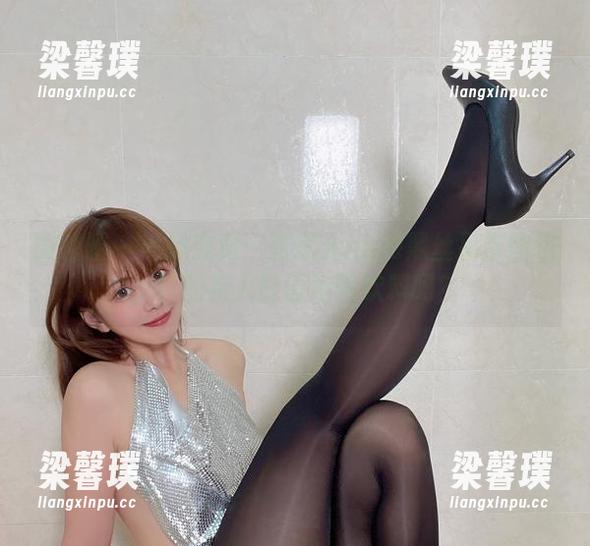 微密圈 - 一探究竟：张思允nice黑丝吊带图包，真的有人能请她喝饮料吗？
