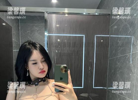 微密圈 - 张鑫baby的黑色诱惑：图库里那些让人无法拒绝的视线