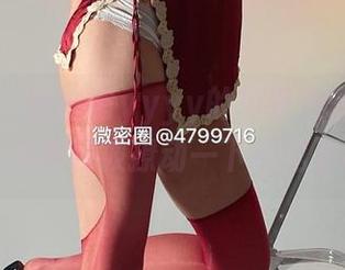 微密圈 – 徐绾绾yyyy的吊带美图又要来了，准备好被撩动一下心弦了吗？