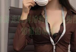 在小树林游走的抖娘利世，私房图片好似悄悄的呢喃