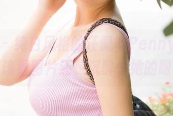 推女神 – 纯白风格的汪佩妮Penny：我到底应该看图片还是沉醉于她的眼神？